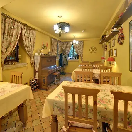 Hotel Magnes