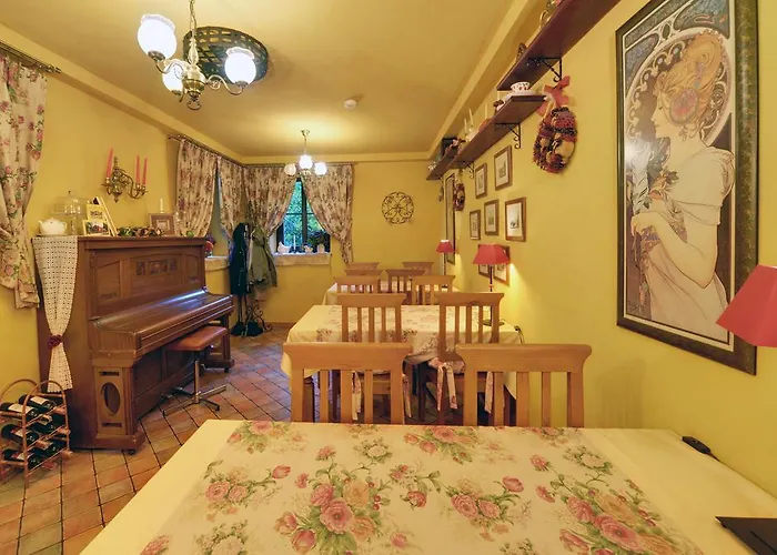 Отель Magnes 3*