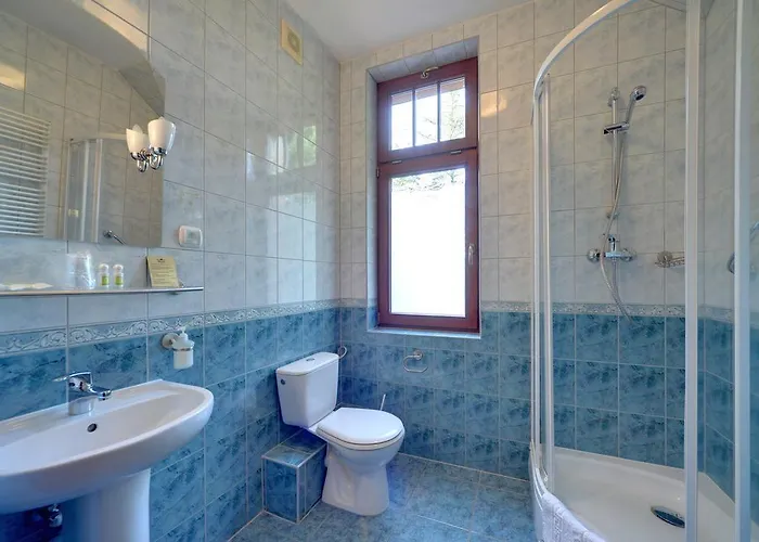 Отель Magnes 3*